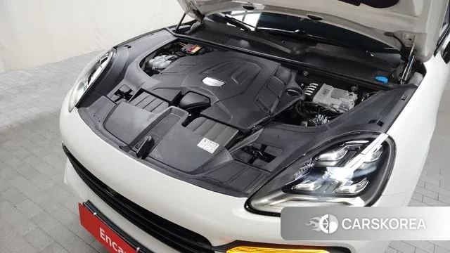 Porsche Cayenne (PO536) id 2999150 из Кореи 16