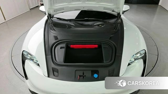 Porsche Taycan id 4344387 из Кореи 29