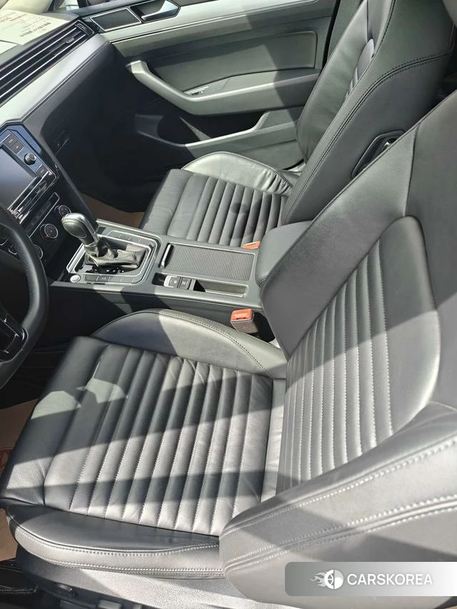 Volkswagen Magotan 2019 Черный из Китая, фото 6