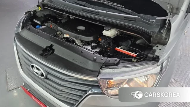 Hyundai The New Grand Starex id 3344699 из Кореи 16