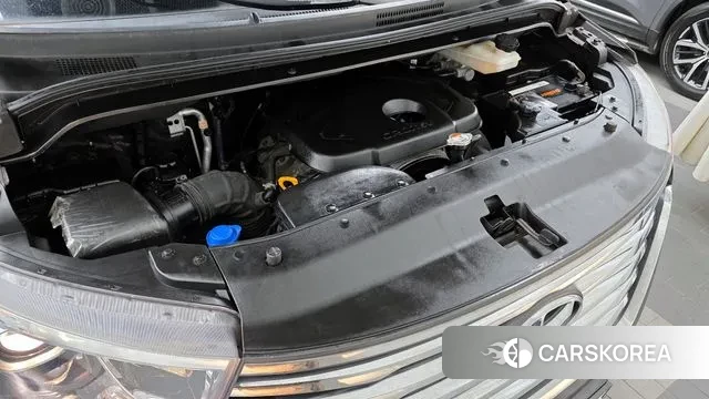 Hyundai The New Grand Starex id 3396431 из Кореи 16