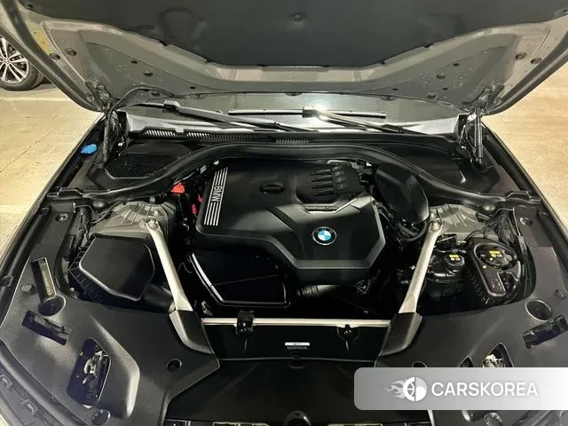 BMW 5 Series (G30) id 3406488 из Кореи 16