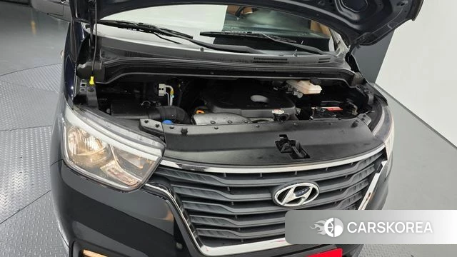 Hyundai The New Grand Starex id 4530628 из Кореи 16
