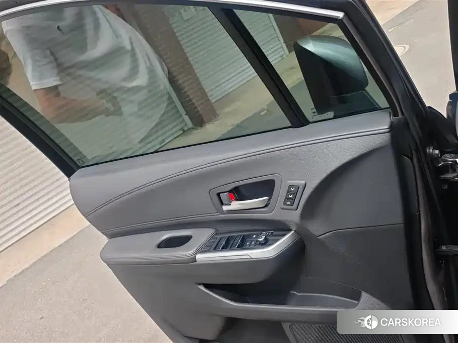 Toyota Sienna id 4547248 из Китая 12