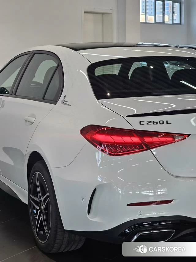 Mercedes-Benz Class C 2024 Белый из Китая, фото 6