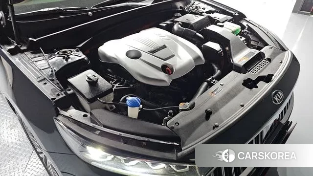 Kia K7 Premier Hybrid id 3379816 из Кореи 16