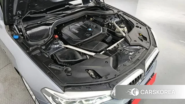 BMW 5 Series (G30) id 2981971 из Кореи 16