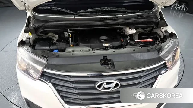 Hyundai The New Grand Starex id 3242910 из Кореи 16