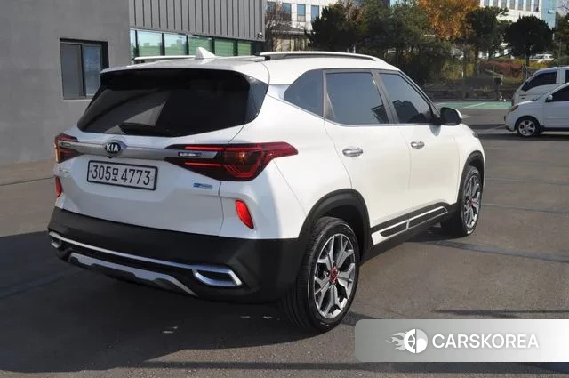 Kia Seltos id 3402729 из Кореи 16