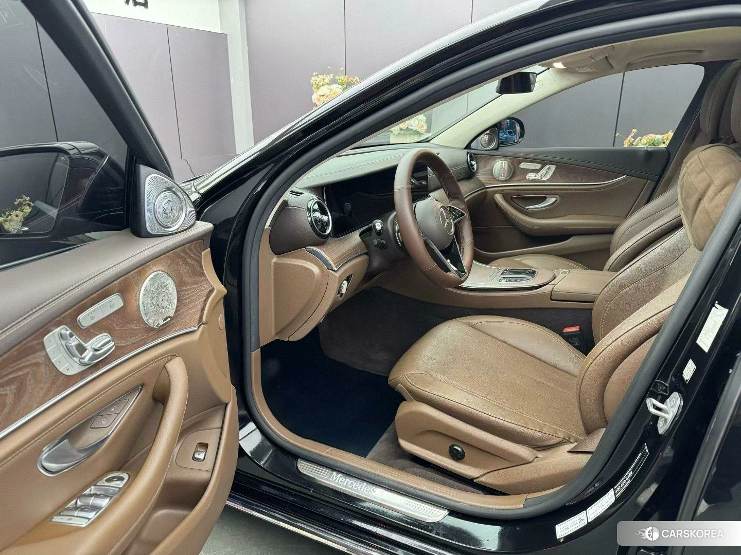 Mercedes-Benz E-class 2023 Черный из Китая, фото 6
