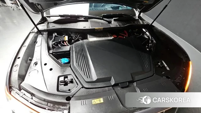 Audi e-Tron id 3635992 из Кореи 16