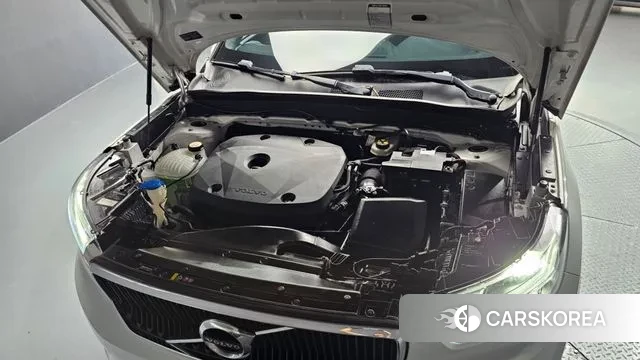 Volvo XC40 id 3123201 из Кореи 16