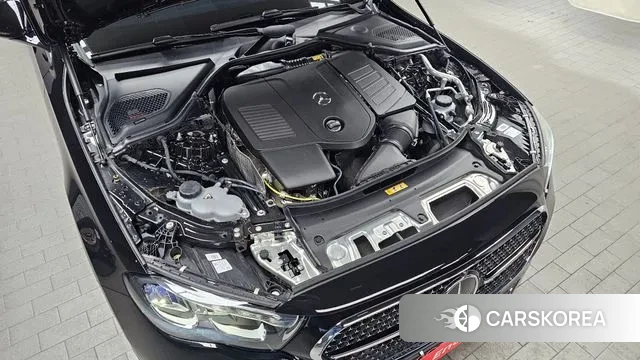 Mercedes-Benz E-Class W214 id 3585462 из Кореи 16