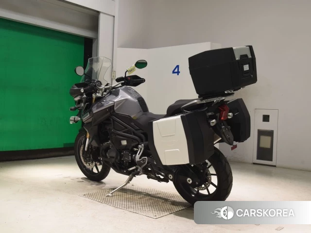 Triumph TIGER EXPLORER 1200 id 4386981 из Японии 6