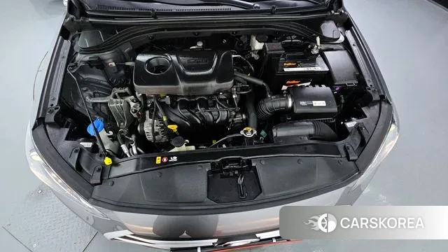 Hyundai Avante AD id 3072076 из Кореи 16