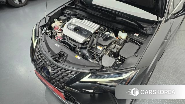 Lexus UX250h id 4196790 из Кореи 27