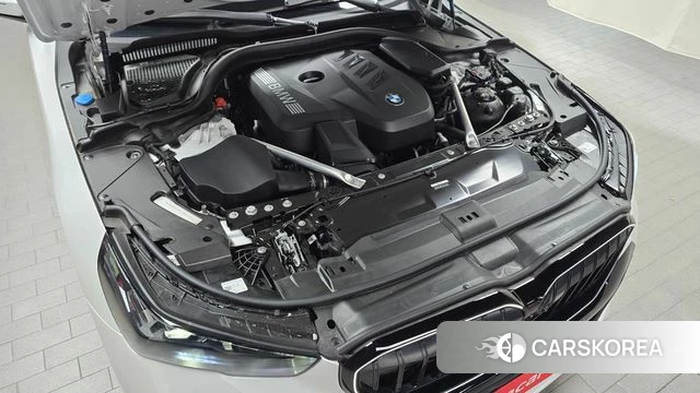 BMW 5 Series (G60) id 4539596 из Кореи 29