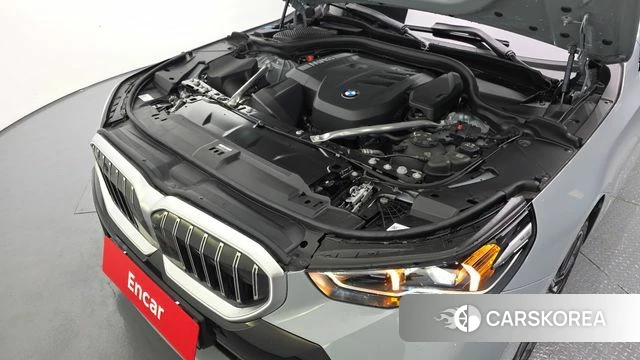 BMW 5 Series (G60) id 4248114 из Кореи 16