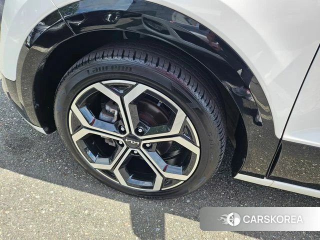 Kia Di Ol Nu Niro id 4628601 из Кореи 16
