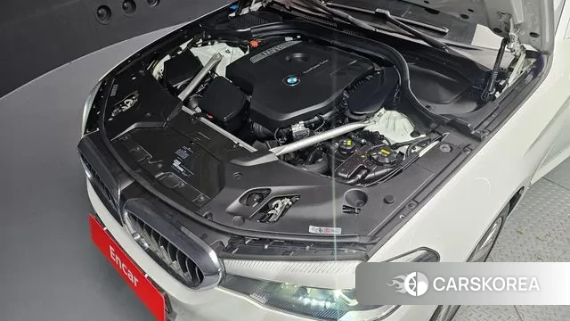 BMW 5 Series (G30) id 3150073 из Кореи 16