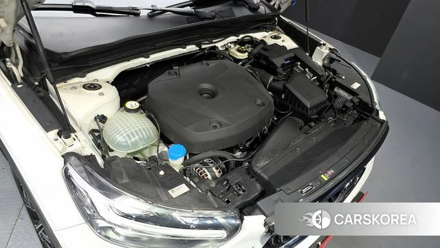 Volvo XC40 id 3828324 из Кореи 16