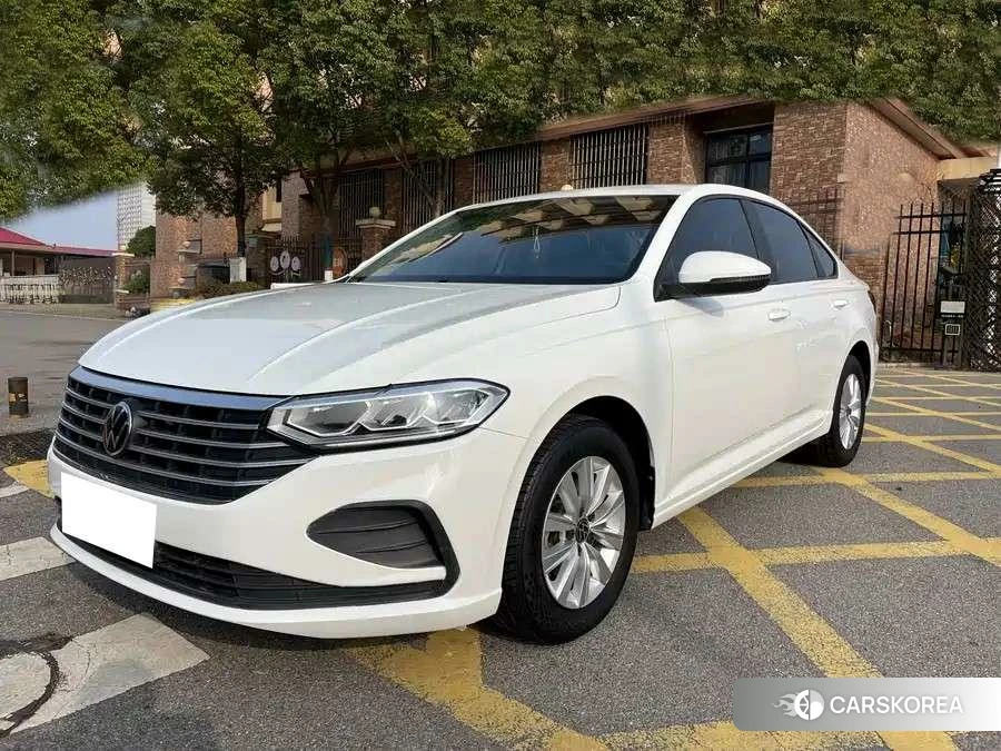 Volkswagen Lavida 2023 Белый из Китая, фото 6