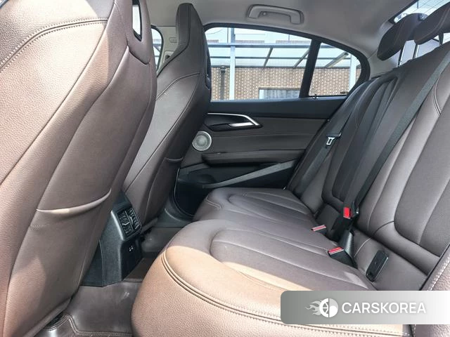 BMW 1 series 2023 Белый из Китая, фото 6