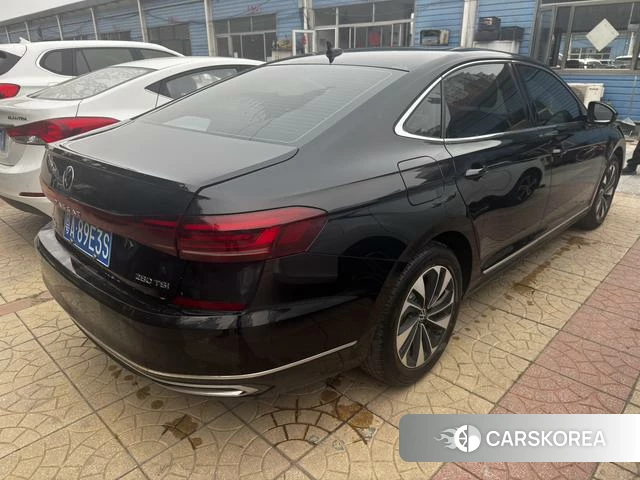 Volkswagen Passat id 4257733 из Китая 14