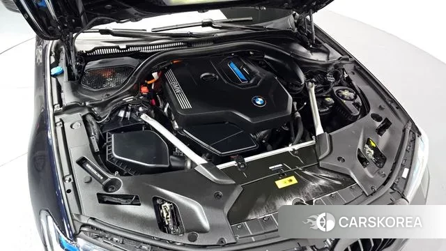 BMW 5 Series (G30) id 3438110 из Кореи 16