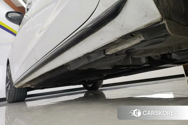 Audi A4L id 4333572 из Китая 13