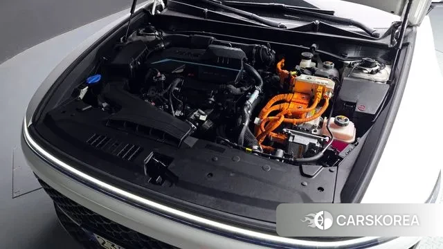 Hyundai Grandeur Hybrid (GN7) id 3388654 из Кореи 16