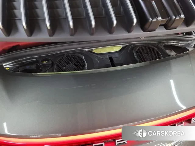 Porsche 911(992) id 3371466 из Кореи 16