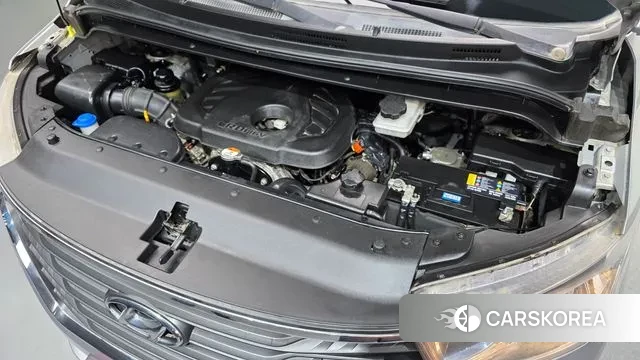 Hyundai The New Grand Starex id 3577938 из Кореи 16