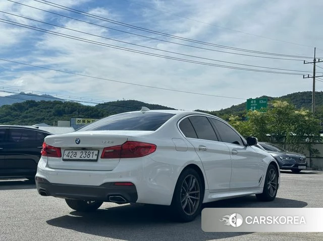 BMW 5 Series (G30) id 4689570 из Кореи 16