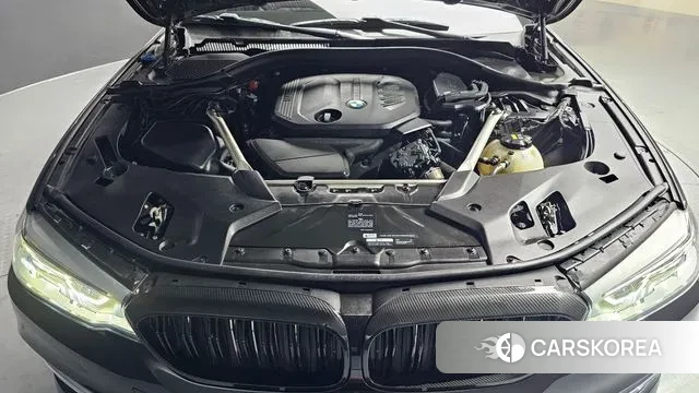 BMW 5 Series (G30) id 3736736 из Кореи 16