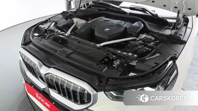 BMW 5 Series (G60) id 3462447 из Кореи 16