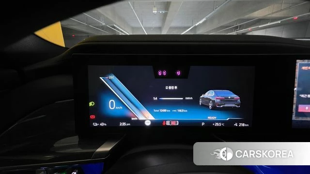 BMW 7 Series (G70) 2025 Черный из Кореи, фото 6