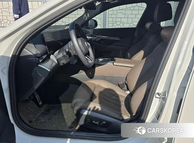 BMW 5 Series (G60) id 3850312 из Кореи 7