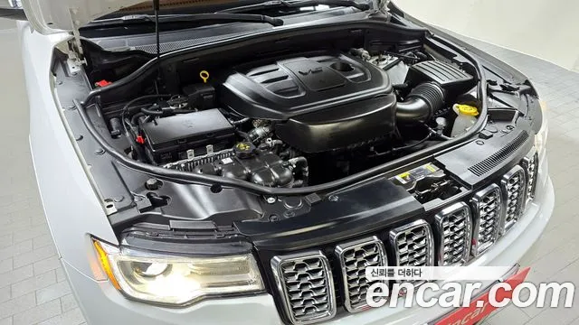 Jeep Grand Cherokee id 2587224 из Кореи 16