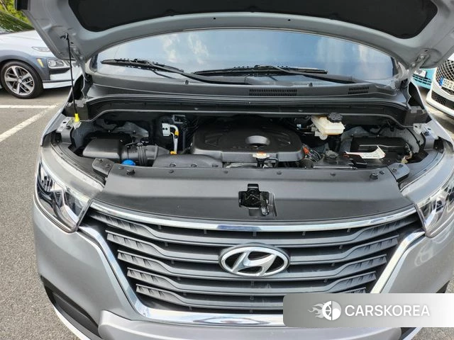 Hyundai The New Grand Starex id 4632675 из Кореи 10