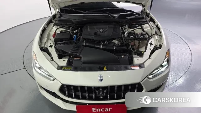 Maserati Ghibli id 2900882 из Кореи 16