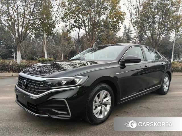 Volkswagen Passat PHEV 2025 Черный из Китая, фото 6