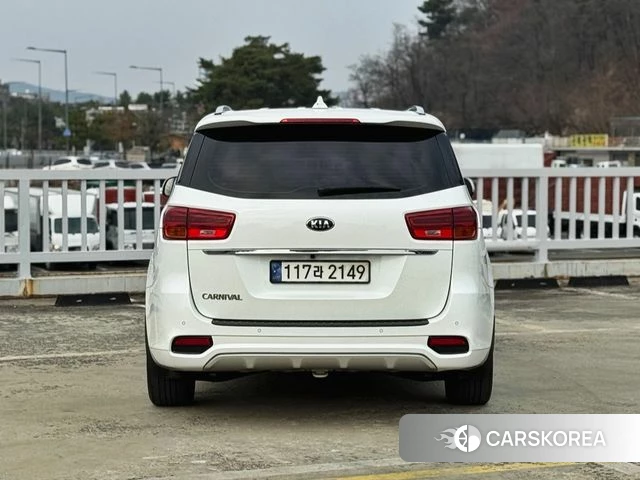 Kia The New Carnival id 3834907 из Кореи 16