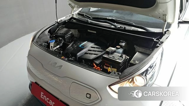 Kia Niro EV id 3892721 из Кореи 16