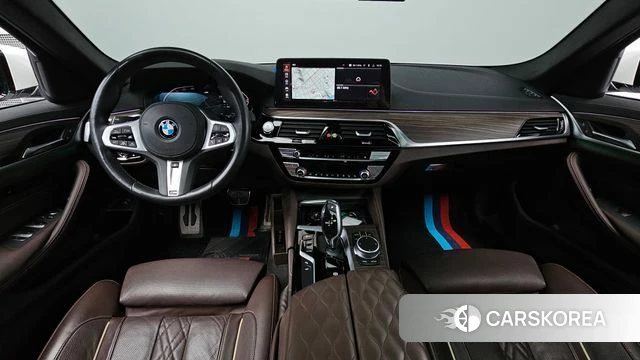 BMW 5 Series (G30) id 4294219 из Кореи 31