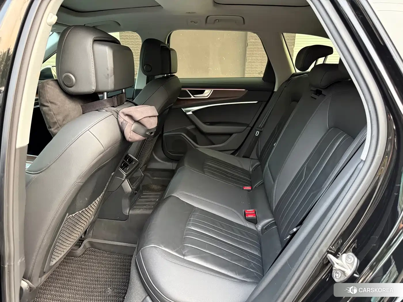 Audi A6 2021 Черный из Китая, фото 6