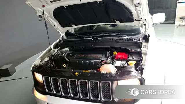 Jeep Renegade id 3232876 из Кореи 16