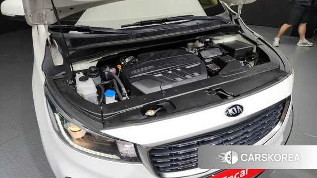 Kia The New Carnival id 3013370 из Кореи 16