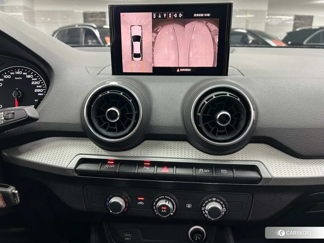 Audi Q2L id 4513545 из Китая 14