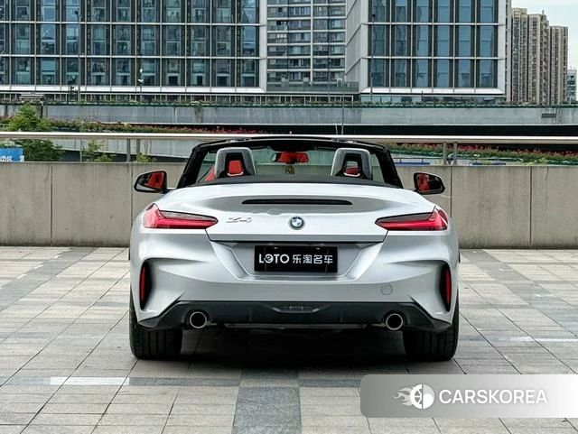 BMW Z4 2023 Серебристо-серый из Китая, фото 6